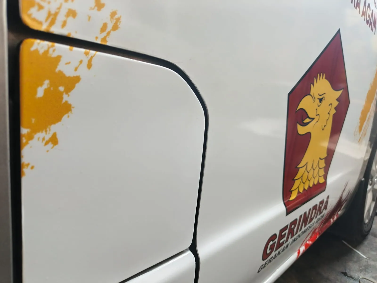 STIKER AMBULANCE DPC GERINDRA AGAM — gambar 5